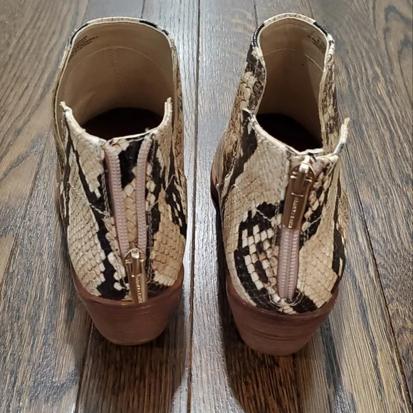 Vince Camuto NWOT boots - Picture 3 of 6
